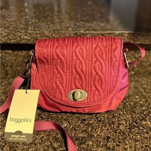 NWT Plum/Pink Baggallini Mini Quilted Crossbody Travel Go Bag Handbag